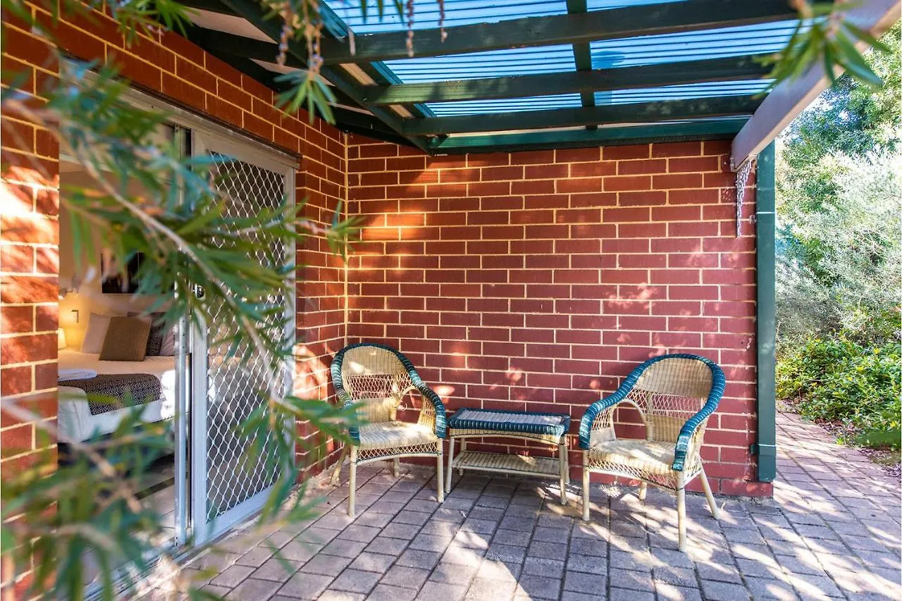 Hotel Banksia Tourist Park Perth 4*,